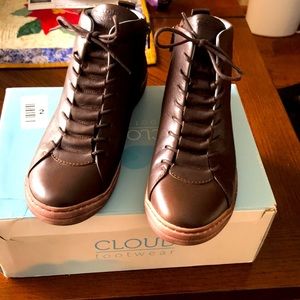 Cloud womens Fallon boots